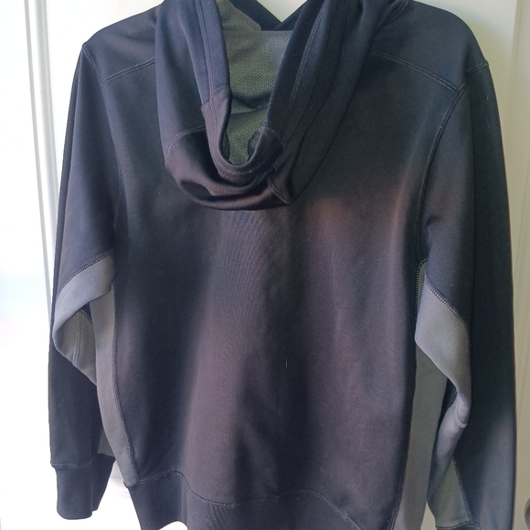 Boys black and gray pull over nike hoodie size 10/12 - Picture 4 of 4